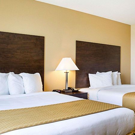 Quality Inn & Suites Minot Dış mekan fotoğraf