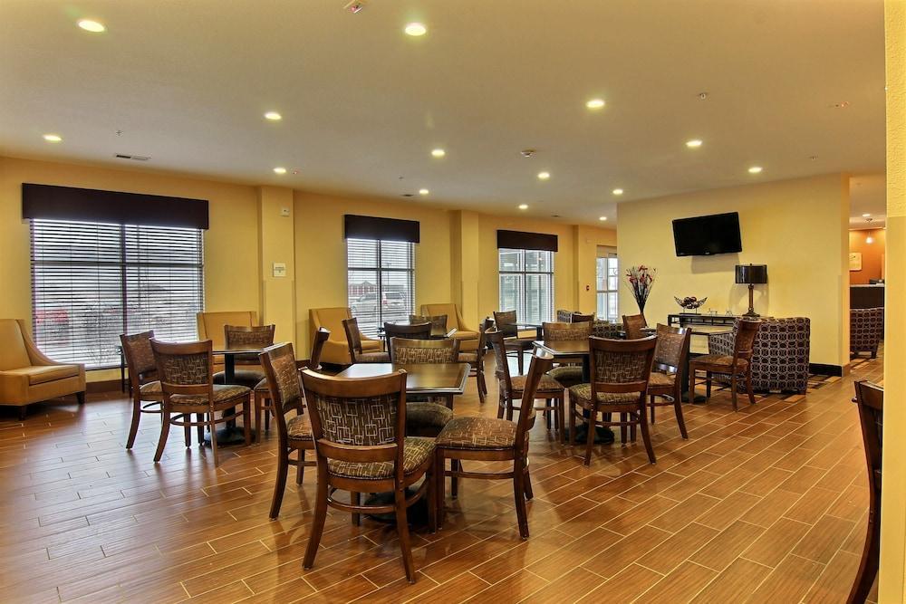 Quality Inn & Suites Minot Dış mekan fotoğraf