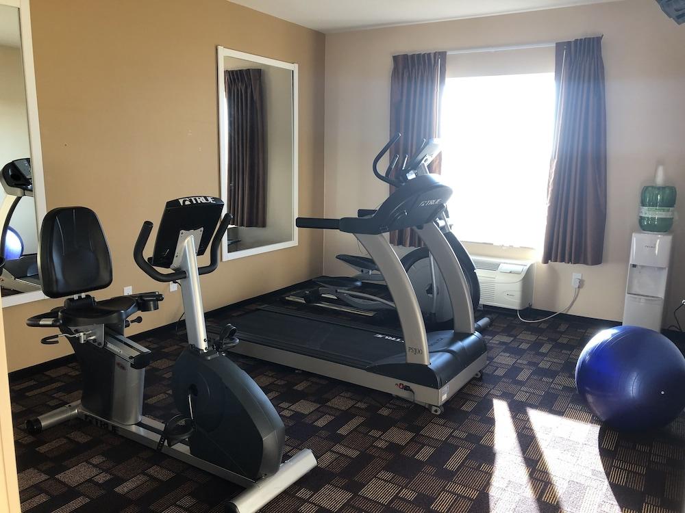 Quality Inn & Suites Minot Dış mekan fotoğraf