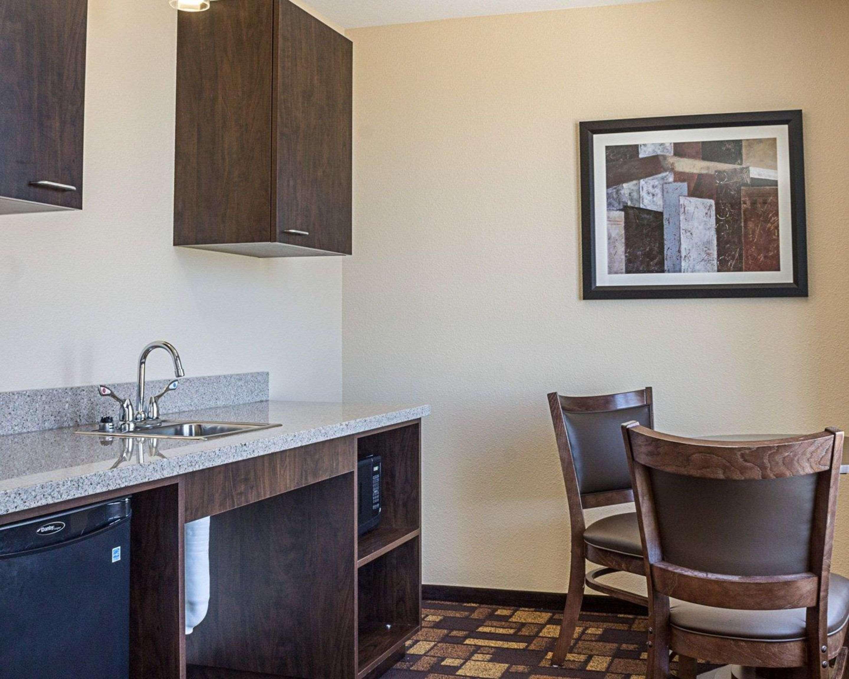 Quality Inn & Suites Minot Dış mekan fotoğraf