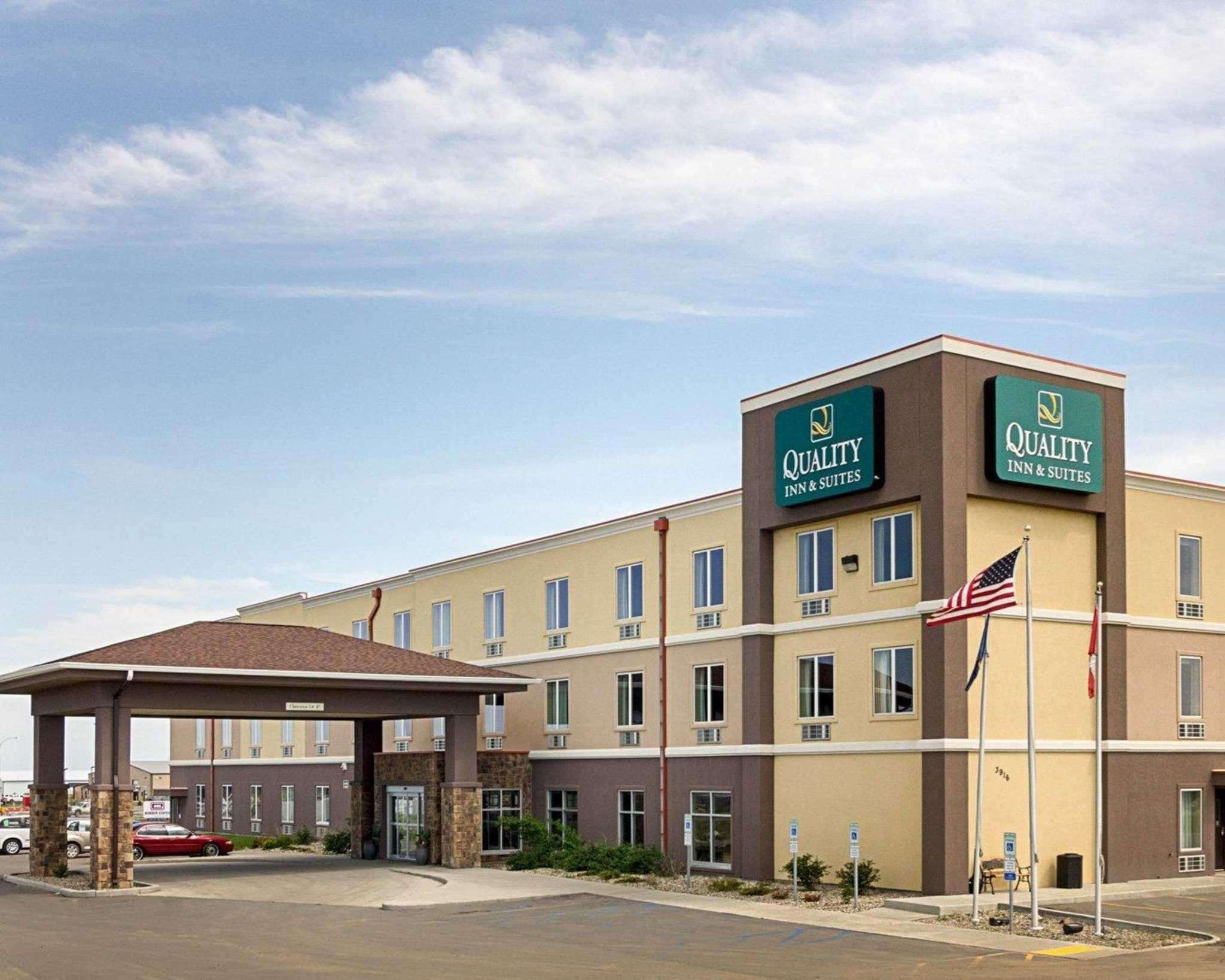 Quality Inn & Suites Minot Dış mekan fotoğraf