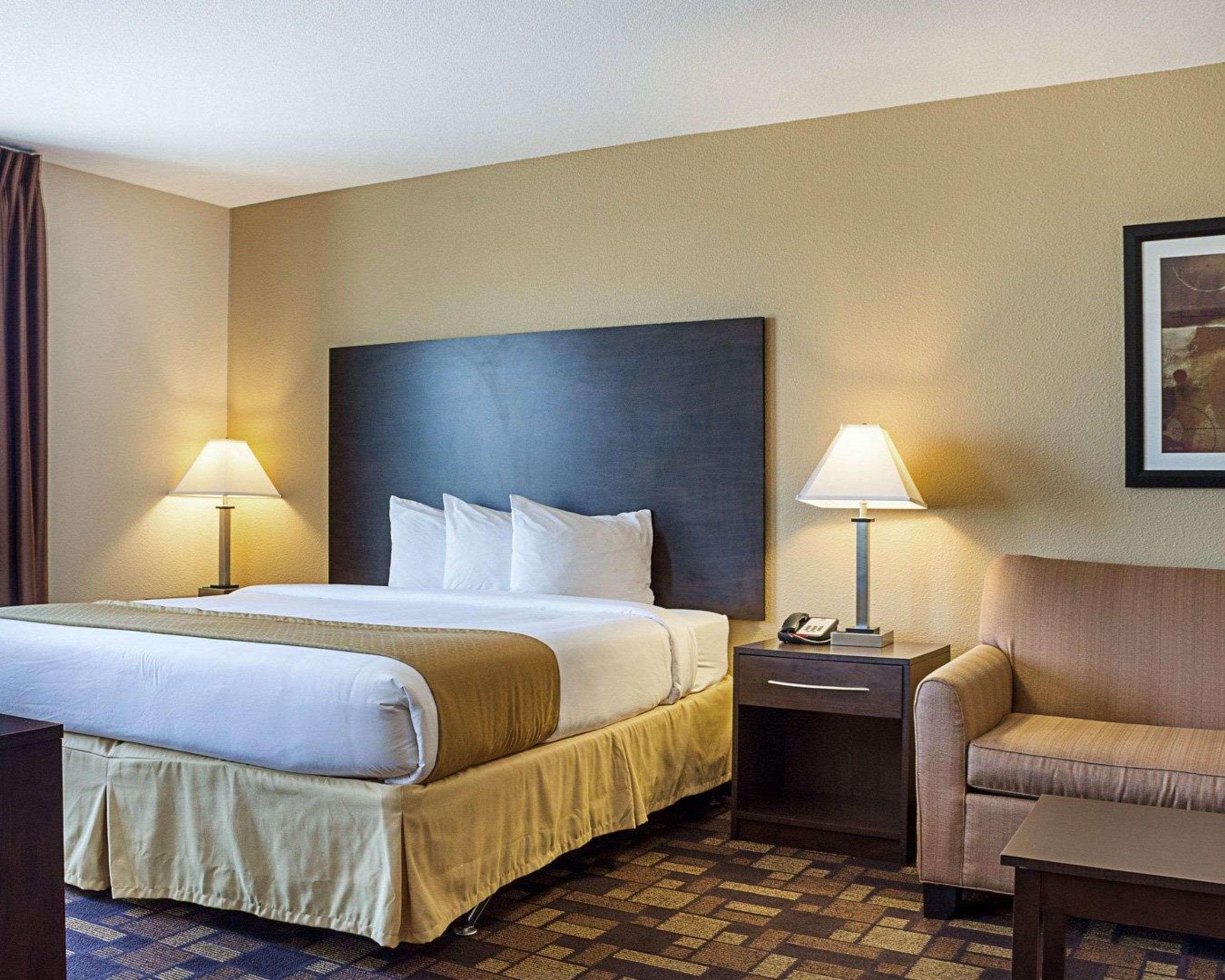 Quality Inn & Suites Minot Dış mekan fotoğraf