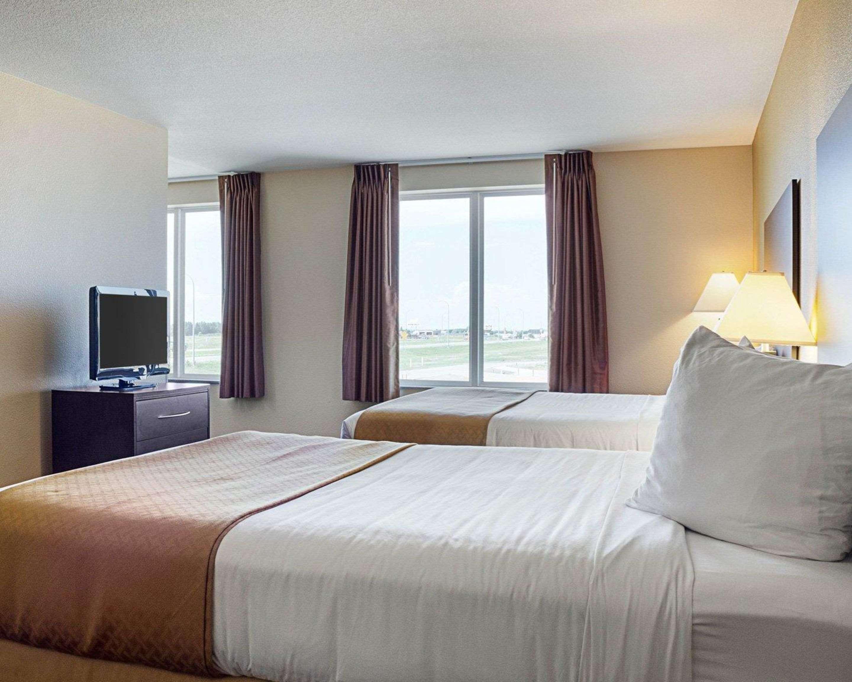 Quality Inn & Suites Minot Dış mekan fotoğraf