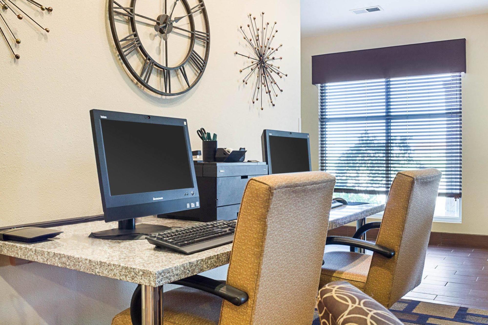 Quality Inn & Suites Minot Dış mekan fotoğraf